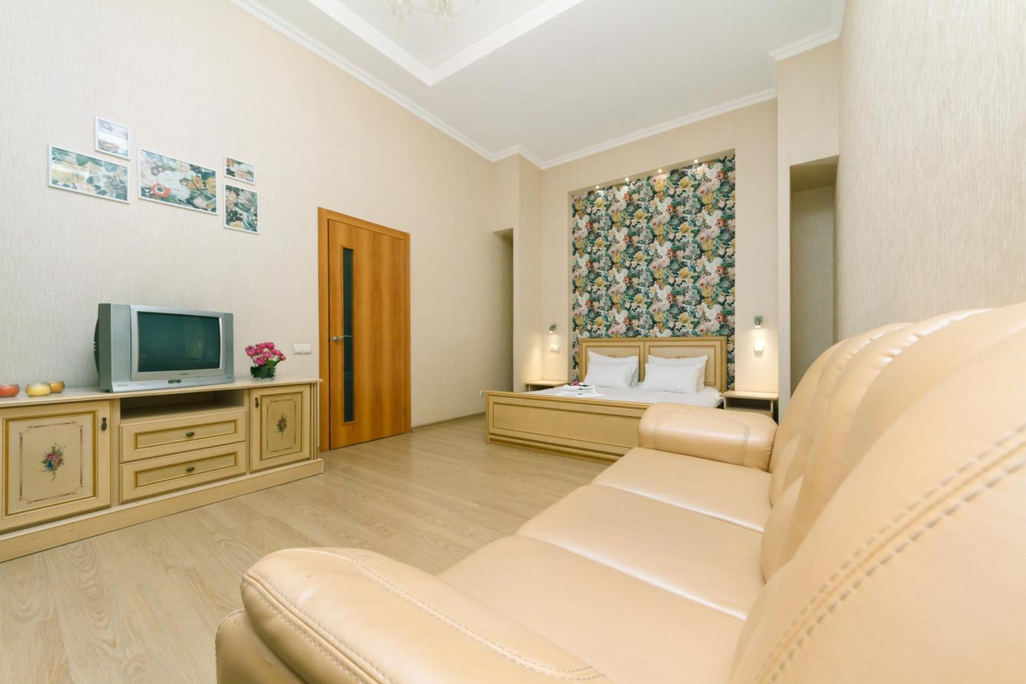 Apartment Baseina Khreschatyk キエフ エクステリア 写真